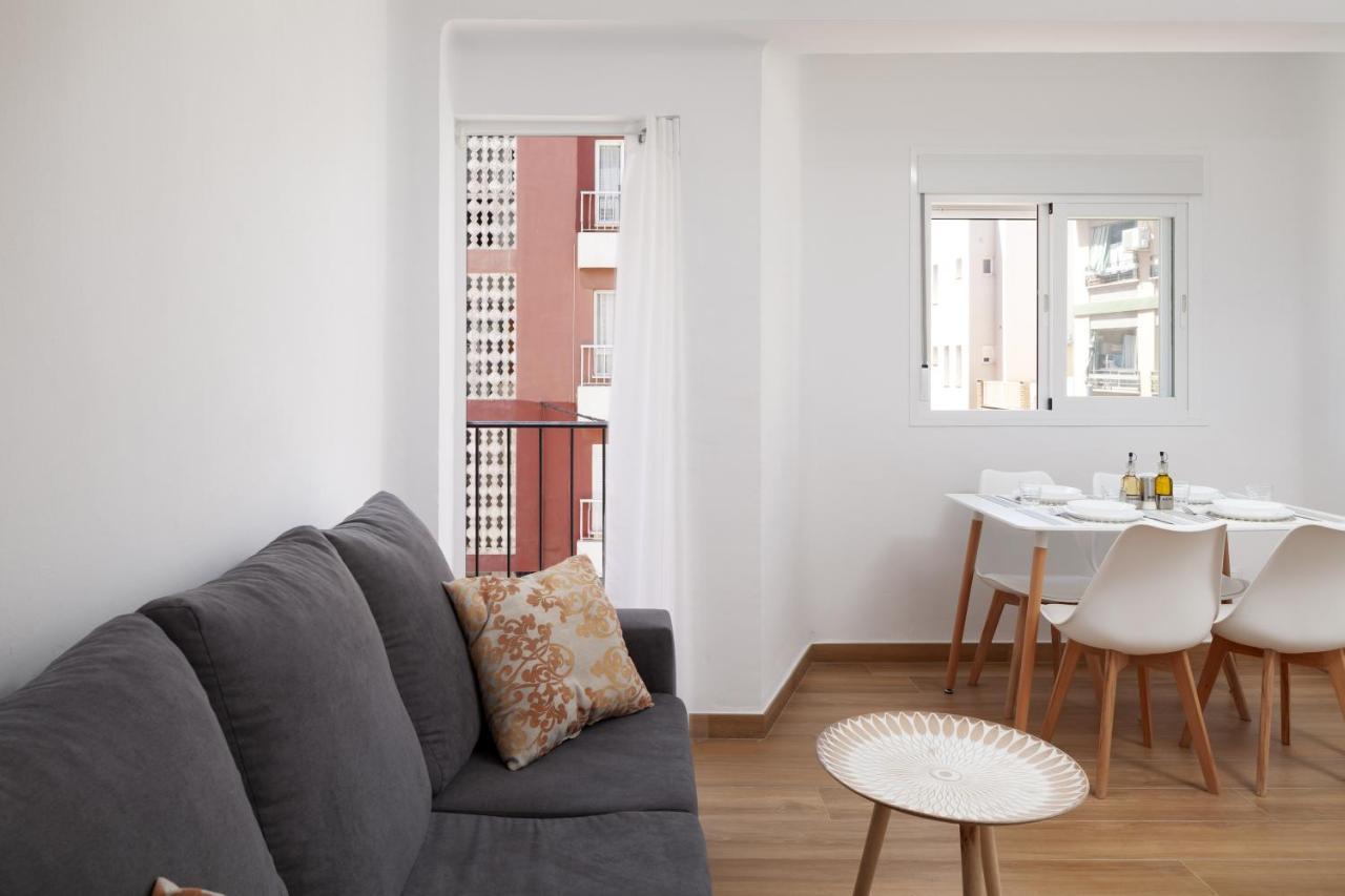 Apartamento Nuria Torre Del Mar Dış mekan fotoğraf