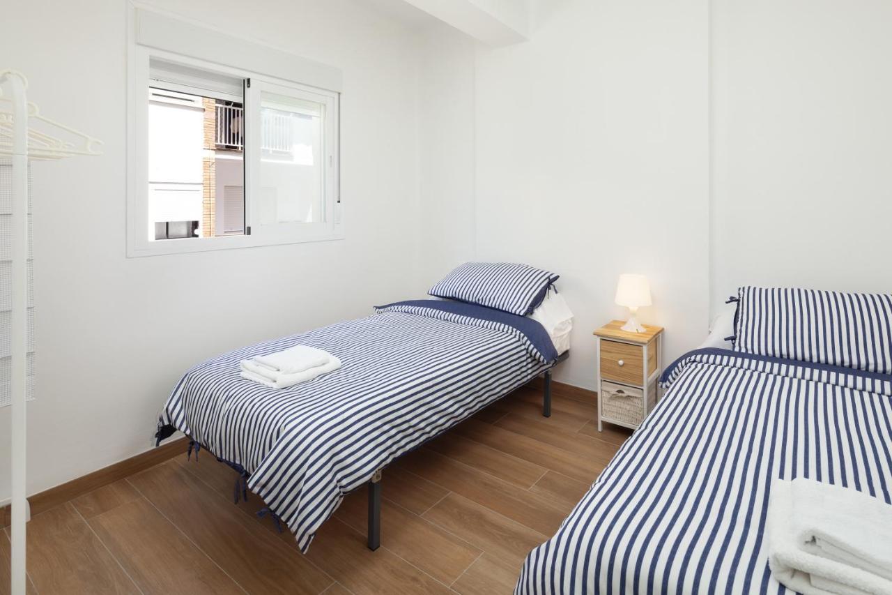 Apartamento Nuria Torre Del Mar Dış mekan fotoğraf